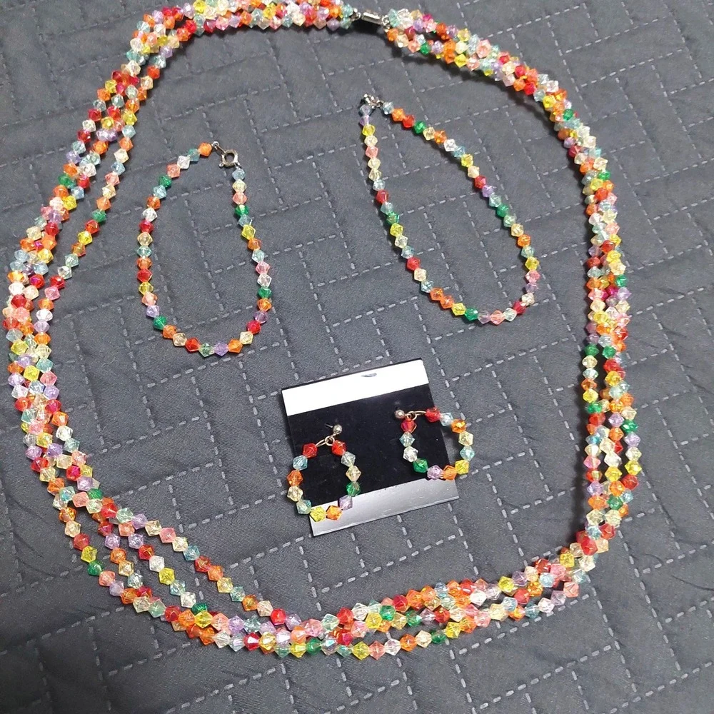 Handcrafted Womens Jewelry Set Lightweight Colorful Clear Beads Necklace 4 Piece